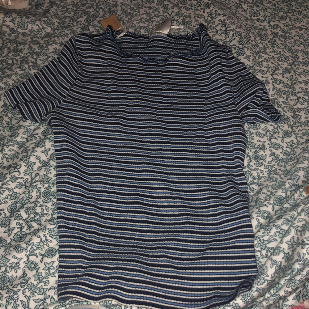 stripped cropped top